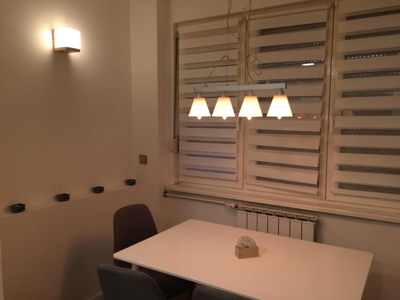 Apartment Galerija Tuzla Esterno foto